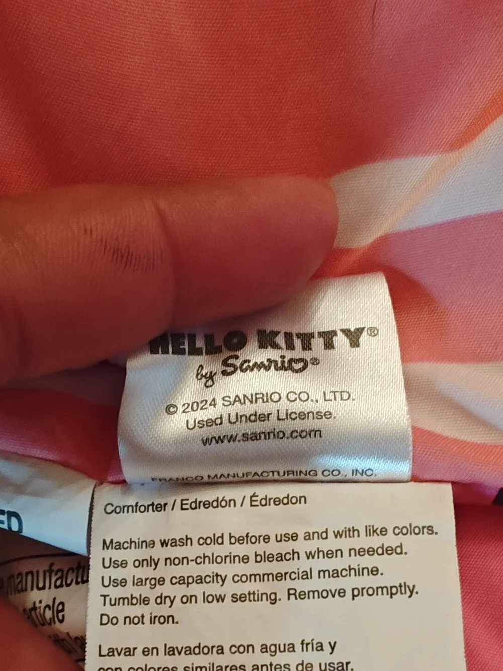 Hello Kitty Pink Comforter Sanrio Kawaii Allover Print  Double Side Twin/Full